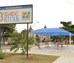 Prefeitura inaugura obras na Avenida das Amendoeiras