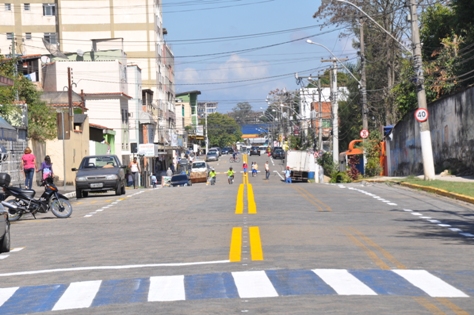 Prefeitura realiza melhorias na sinalização do bairro Paraíso