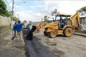 Prefeitura já recuperou 4 mil metros quadrados de asfalto na cidade