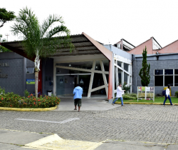 APRESENTAÇÕES MUSICAIS, CULTO ECUMÊNICO E HOMENAGENS MARCAM 24 ANOS DO HOSPITAL DE EMERGÊNCIA