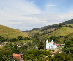 CURSO VAI FOMENTAR CRIAÇÃO DE AVES CAIPIRAS NO MUNICÍPIO