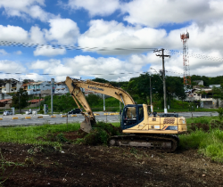PREFEITURA PREPARA TERRENO ONDE SERÁ CONSTRUÍDO HOSPITAL VETERINÁRIO