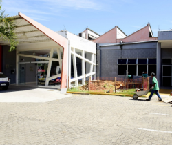 HOSPITAL DE EMERGÊNCIA VAI GANHAR FARMÁCIA 24 HORAS