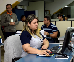 RESENDE COMEÇA A PAGAR REAJUSTE E COLOCA FIM A DEFASAGEM SALARIAL QUE DURAVA 10 ANOS