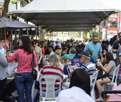 'MEGA DOMINGO DE COMPRAS’ TERÁ COMÉRCIO ABERTO E DIVERSAS ATRAÇÕES PARA A FAMÍLIA