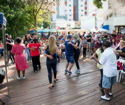 MÚSICA NA FEIRA DESTE DOMINGO CONTA COM DUPLA APRESENTAÇÃO