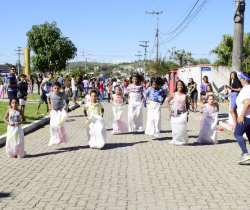 PREFEITURA REALIZA PROJETO “TEMPO DE BRINCAR” NO BAIRRO ITAPUCA