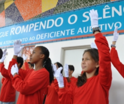 DIA NACIONAL DOS SURDOS VAI SER RECHEADO DE PROGRAMAÇÕES