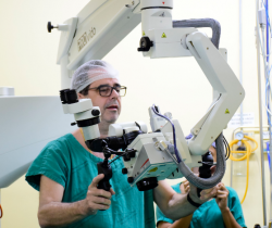 HOSPITAL PÚBLICO DE RESENDE GANHA EQUIPAMENTO AVANÇADO PARA PROCEDIMENTOS DE NEUROCIRURGIA