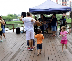 'MÚSICA NA FEIRA' DESTE DOMINGO SERÁ COM ROCK ACÚSTICO