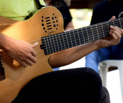 MAIS UMA EDIÇÃO DO ‘WEB FESTIVAL – MÚSICA NA FEIRA EM CASA’ ACONTECE NO PRÓXIMO DOMINGO, DIA 28