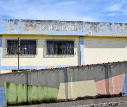 ESCOLA MUNICIPAL DONA MARIÚCHA PASSA POR OBRAS DE REFORMA GERAL