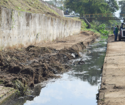 LIMPEZA DO CANAL PERIFÉRICO DA CIDADE ALEGRIA É CONCLUÍDA