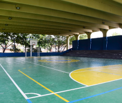 QUADRA POLIESPORTIVA DA E.M. MARIA DULCE FREIRE CHAVES TEM OBRAS FINALIZADAS