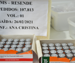 RESENDE RECEBE NOVAS DOSES DA VACINA CONTRA A COVID-19