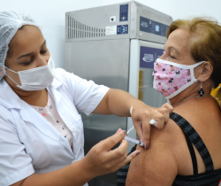 INTENSIFICANDO LUTA CONTRA A COVID, RESENDE TEM MAIOR ÍNDICE DE VACINADOS NA REGIÃO