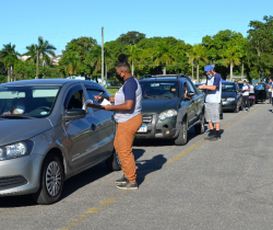 PROFISSIONAIS DA EDUCAÇÃO DE 50 A 60 ANOS RECEBEM PRIMEIRA DOSE DA VACINA CONTRA A COVID-19 NESTA QUARTA-FEIRA, DIA 28, NA ÁREA DE EXPOSIÇÕES