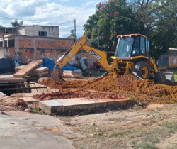 PREFEITURA DE RESENDE PROMOVE REPAROS NA REDE DE DRENAGEM DO BAIRRO BAIXADA OLARIA
