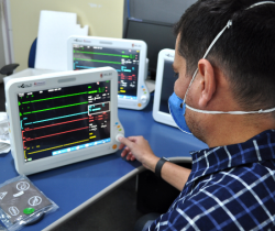 HOSPITAL DE EMERGÊNCIA DE RESENDE GANHA NOVOS MONITORES MULTIPARÂMETROS PARA O CTI