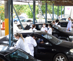 PREFEITURA DE RESENDE IMUNIZARÁ CONTRA A COVID-19 PESSOAS COM 59 E 58 ANOS DE IDADE NOS POSTOS DE SAÚDE