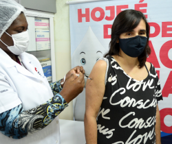 PREFEITURA DE RESENDE ESQUEMATIZA CALENDÁRIO DE VACINAÇÃO CONTRA COVID-19 ATÉ SEXTA-FEIRA, DIA 25