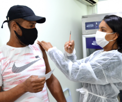 PREFEITURA DE RESENDE MONTA CRONOGRAMA DE VACINAÇÃO CONTRA A COVID-19 PARA OS PRÓXIMOS DIAS