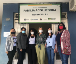 PROGRAMA FAMÍLIA ACOLHEDORA DE RESENDE RECEBE REPRESENTANTES DO PROGRAMA DE BARRA DO PIRAÍ
