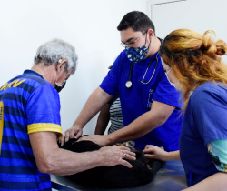 PRIMEIRO HOSPITAL VETERINÁRIO PÚBLICO DO ESTADO COMPLETA 1 ANO DE FUNCIONAMENTO COM MAIS DE 26 MIL ATENDIMENTOS AOS CÃES E GATOS
