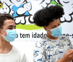 RESENDE PREPARA VACINAÇÃO CONTRA A COVID-19 PARA ADOLESCENTES ACIMA DE 16 ANOS NESTA TERÇA-FEIRA, DIA 31, DE 13H ÀS 16H