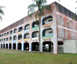 PREFEITURA INICIA OBRAS DE REVITALIZAÇÃO NA E. M. MARIA DULCE FREIRE CHAVES