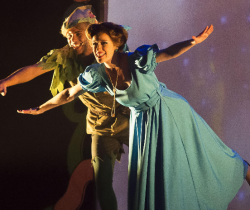 PROJETO “DIVERSÃO EM CENA ARCELORMITTAL” TRAZ ESPETÁCULO “PETER PAN” EM FORMATO DRIVE-IN E ON-LINE NESTE SÁBADO, DIA 18 
