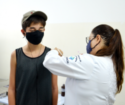 RESENDE VACINA ADOLESCENTES A PARTIR DE 13 ANOS, RESIDENTES EM ÁREAS DE COBERTURA DA ESTRATÉGIA SAÚDE DA FAMÍLIA, NESTA SEGUNDA-FEIRA, DIA 27