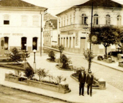 EXPOSIÇÃO “RESENDE 220 ANOS” PODE SER VISITADA ATÉ O DIA 26 DE NOVEMBRO