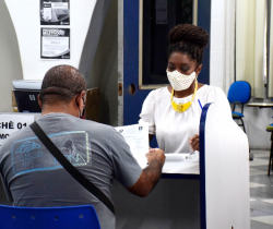CRESCE A PROCURA POR INFORMAÇÕES SOBRE CARTEIRA DE TRABALHO DIGITAL NO SINE RESENDE 