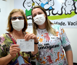 PREFEITURA DE RESENDE APLICA DOSE DE REFORÇO EM IDOSOS, PROFISSIONAIS DA SAÚDE E IMUNOSSUPRIMIDOS GRAVES NESTA SEXTA-FEIRA, 19