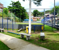PREFEITURA DE RESENDE ENTREGA OFICIALMENTE OBRAS DE REFORMA E REVITALIZAÇÃO DO CAMPO DO ATERRO, NO BAIRRO VICENTINA