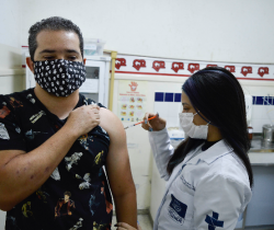 RESENDE DIVULGA CALENDÁRIO DE VACINAÇÃO CONTRA COVID-19 PARA ESTA SEMANA