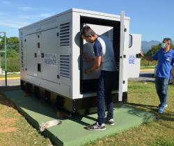 HOSPITAL VETERINÁRIO PÚBLICO DE RESENDE RECEBE NOVO GERADOR