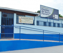 PREFEITURA DE RESENDE ENTREGA OBRAS DE REVITALIZAÇÃO DA E.M. CLOTILDE DE SOUZA FERREIRA, NESTA QUINTA-FEIRA, DIA 17