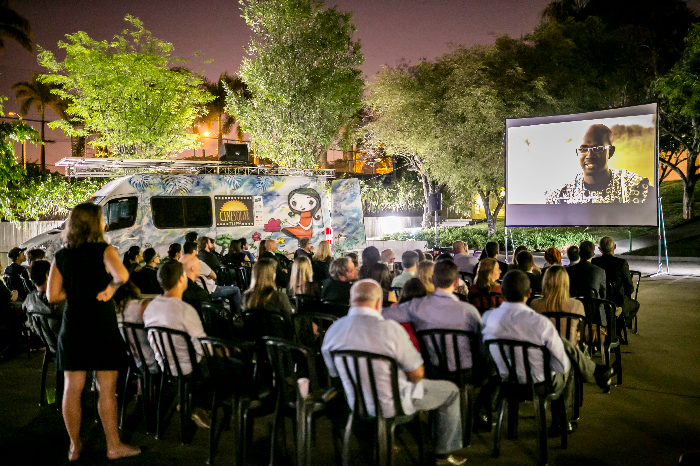 PRIMEIRO CINEMA SOLAR DO BRASIL CHEGA A RESENDE NA TERÇA, DIA 29   