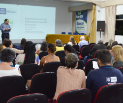 RESENDE REALIZA NOVA ASSEMBLEIA TEMÁTICA DE MONITORAMENTO DO PLANO MUNICIPAL DE EDUCAÇÃO