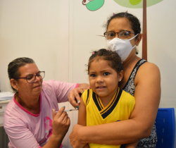 RESENDE PRORROGA CAMPANHA DE VACINAÇÃO CONTRA INFLUENZA E SARAMPO ATÉ O DIA 24 DE JUNHO
