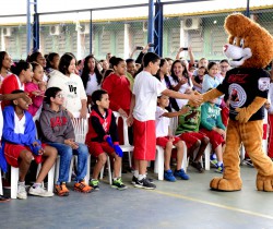 PROERD FORMA MAIS 380 ALUNOS EM RESENDE