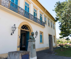 RESENDE ABRE INSCRIÇÕES PARA O 1° SALÃO JOVENS TALENTOS DAS ARTES