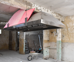 PREFEITURA DE RESENDE INICIA OBRAS DE REFORMA DA COZINHA DA SANTA CASA