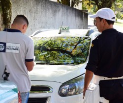 PREFEITURA FISCALIZA TÁXIS DO MUNICÍPIO