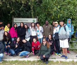 PROJETO PLANTAR FLORESTAS PARA COLHER ÁGUA FORMA MAIS 70 ADOLESCENTES