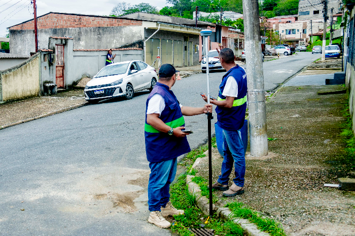 AÇÃO DE REGULARIZAÇÃO FUNDIÁRIA ACONTECE NESTA SEMANA NOS BAIRROS CABRAL E SANTO AMARO