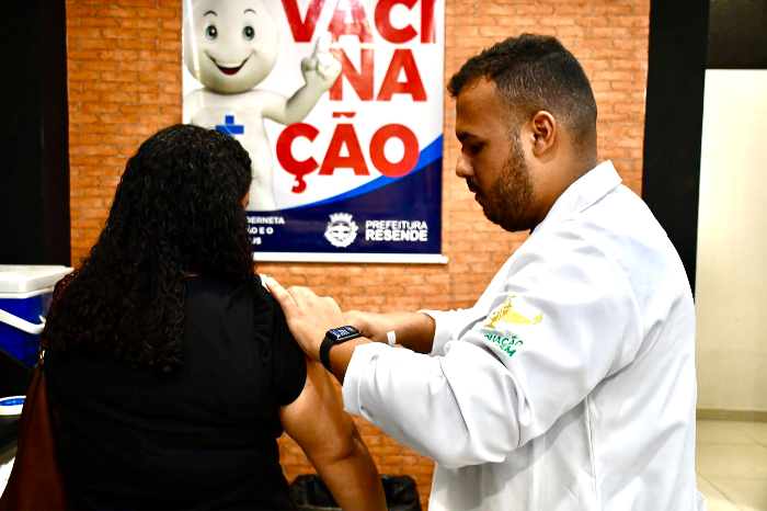 PREFEITURA DE RESENDE PROMOVE CAMPANHA DE VACINAÇÃO DURANTE FERIADO PROLONGADO DO DIA DO TRABALHADOR