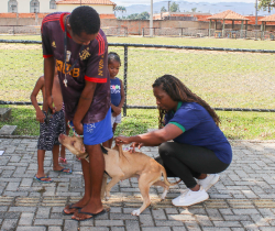 VACINAÇÃO ANTIRRÁBICA ACONTECE EM CINCO BAIRROS NESTE FIM DE SEMANA